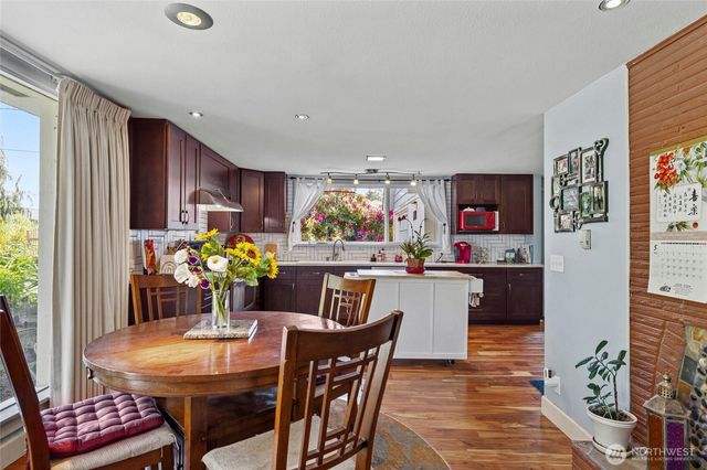 1903 S Wall Street, Mount Vernon, WA 98273