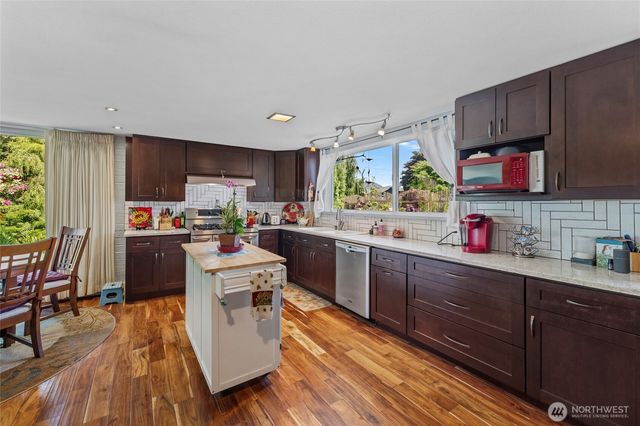 1903 S Wall Street, Mount Vernon, WA 98273