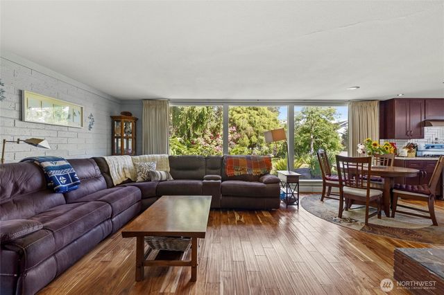 1903 S Wall Street, Mount Vernon, WA 98273