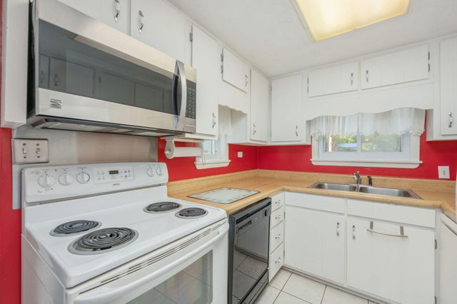 578 E Williams Avenue, Crestview, FL 32539