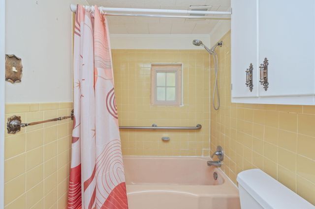 578 E Williams Avenue, Crestview, FL 32539