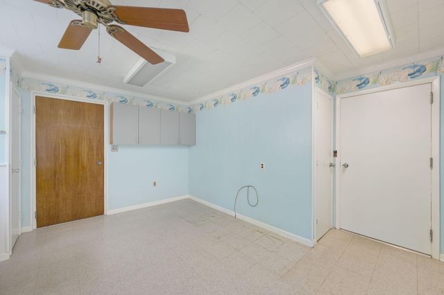 578 E Williams Avenue, Crestview, FL 32539