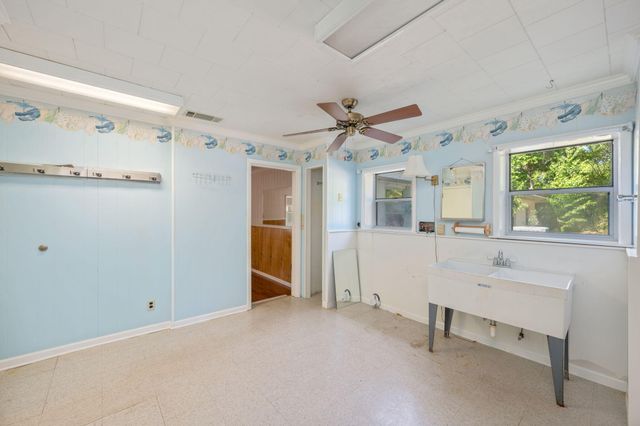 578 E Williams Avenue, Crestview, FL 32539