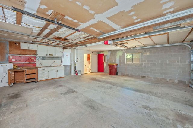 578 E Williams Avenue, Crestview, FL 32539