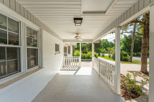 578 E Williams Avenue, Crestview, FL 32539