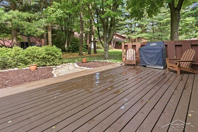 4905 Grandview Circle, Midland, MI 48640