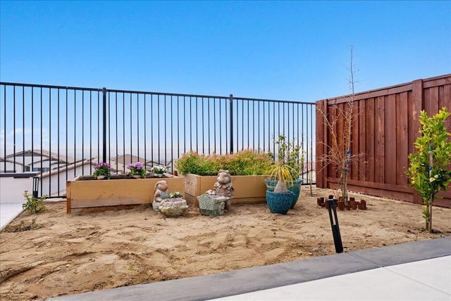 3381 Rock Springs Ranch Dr, Folsom, CA 95630