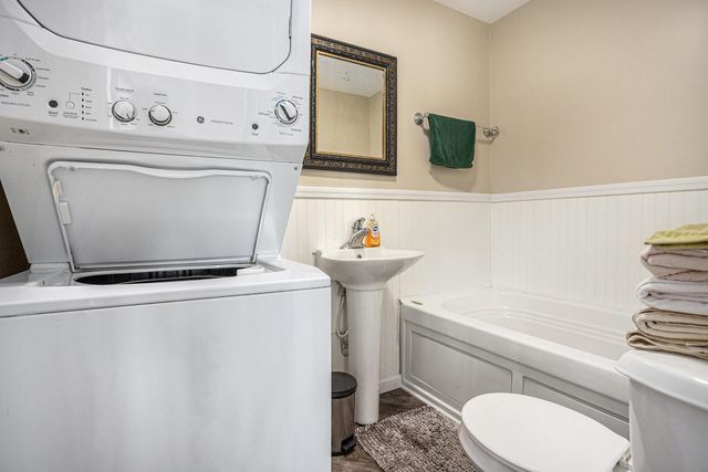 917 Elm Street, Colon Vllg, MI 49040