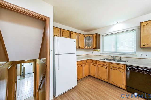 2402 Landon Rd, Henrico, VA 23294