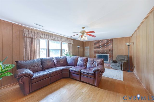 2402 Landon Rd, Henrico, VA 23294