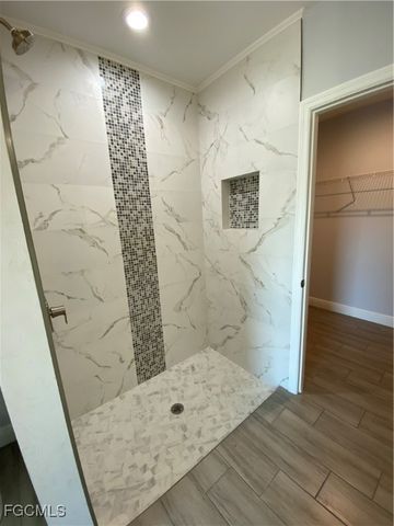 2213 Hogan DR, Lehigh Acres, FL 33973