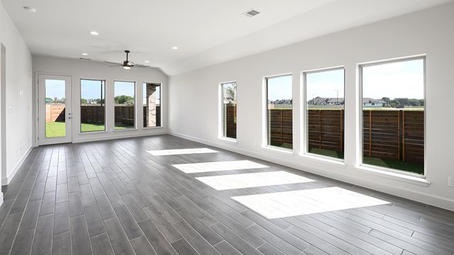 3915 Melody RD, Lockhart, TX 78644