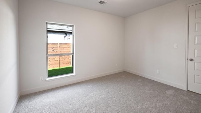 3915 Melody RD, Lockhart, TX 78644