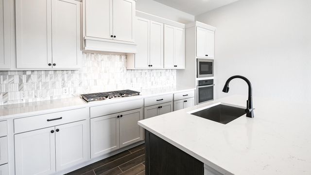 3915 Melody RD, Lockhart, TX 78644