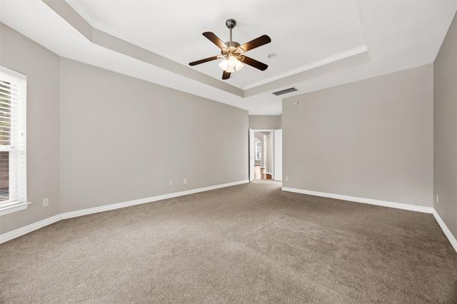 6 Villa Canyon Place, The Woodlands, TX 77382