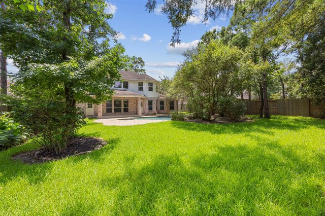 6 Villa Canyon Place, The Woodlands, TX 77382