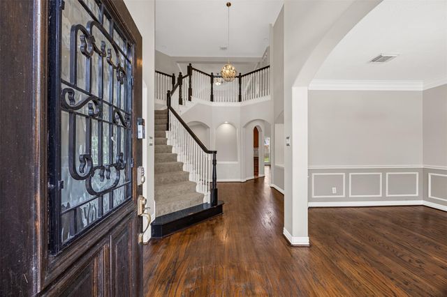 6 Villa Canyon Place, The Woodlands, TX 77382