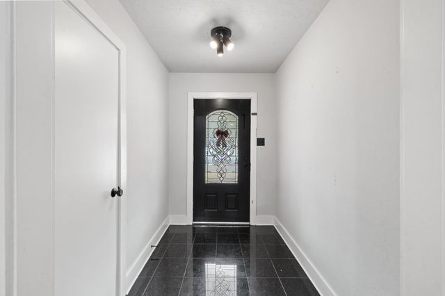 702 S Honeysuckle DR, White Oak, TX 75693