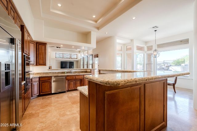 8392 E EAGLE FEATHER Road, Scottsdale, AZ 85266