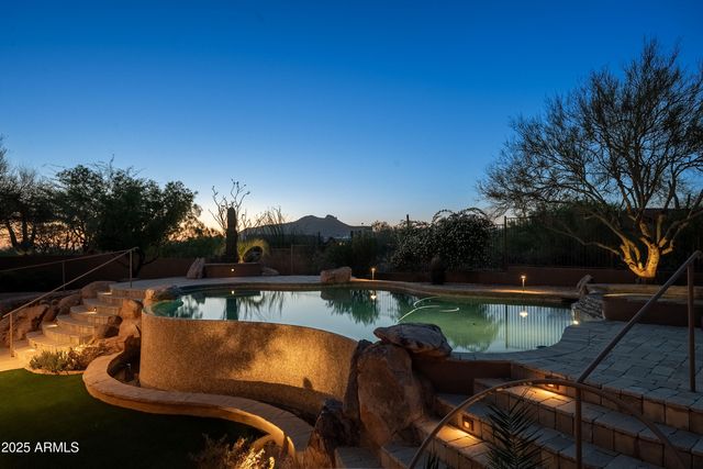 8392 E EAGLE FEATHER Road, Scottsdale, AZ 85266