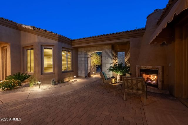 8392 E EAGLE FEATHER Road, Scottsdale, AZ 85266