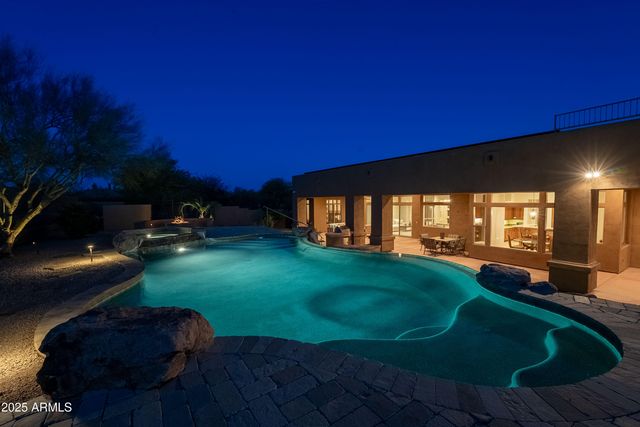 8392 E EAGLE FEATHER Road, Scottsdale, AZ 85266