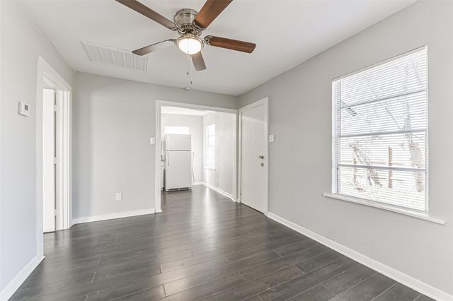 510 S Utah Street, La Porte, TX 77571