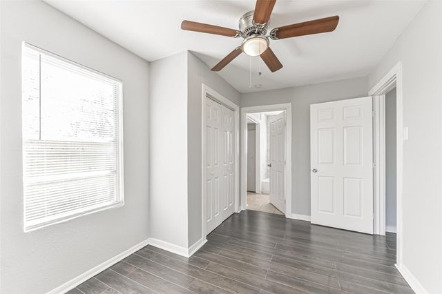 510 S Utah Street, La Porte, TX 77571