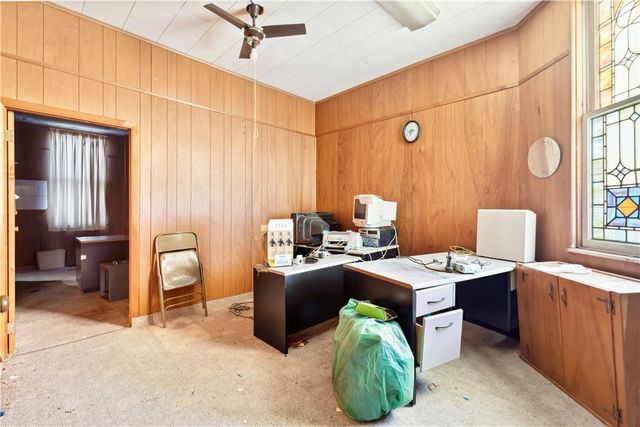 301 Larimer Ave, Lincoln Larimer, PA 15206