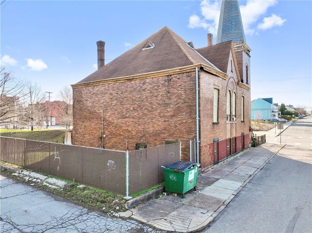 301 Larimer Ave, Lincoln Larimer, PA 15206