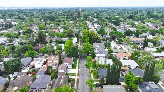 430 Bedford Rd, Stockton, CA 95204