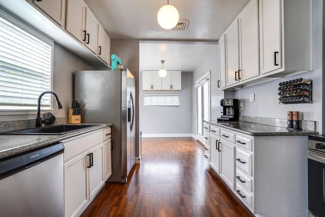 430 Bedford Rd, Stockton, CA 95204