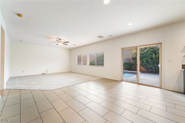 2925 Green Falls Avenue, Henderson, NV 89052