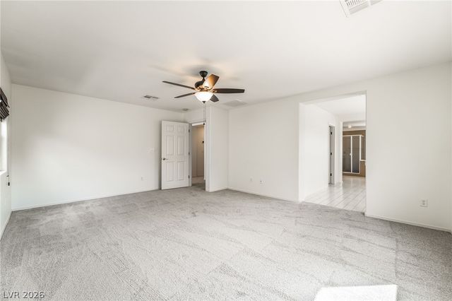 2925 Green Falls Avenue, Henderson, NV 89052