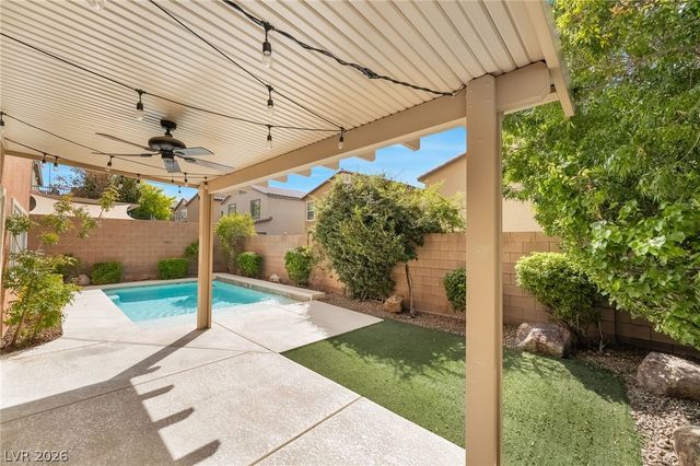 2925 Green Falls Avenue, Henderson, NV 89052