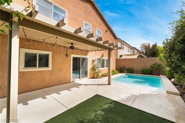2925 Green Falls Avenue, Henderson, NV 89052