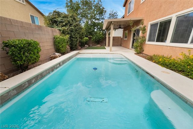 2925 Green Falls Avenue, Henderson, NV 89052