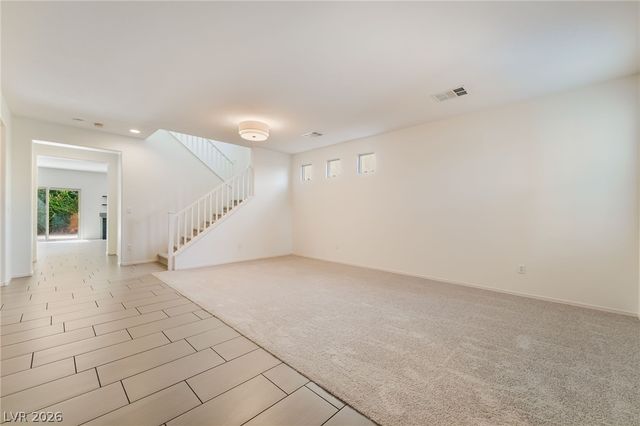 2925 Green Falls Avenue, Henderson, NV 89052