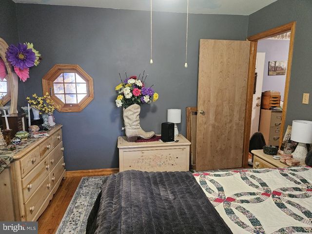 1128 W PARK AVE, Vineland, NJ 08360