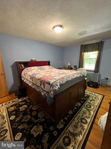 1128 W PARK AVE, Vineland, NJ 08360