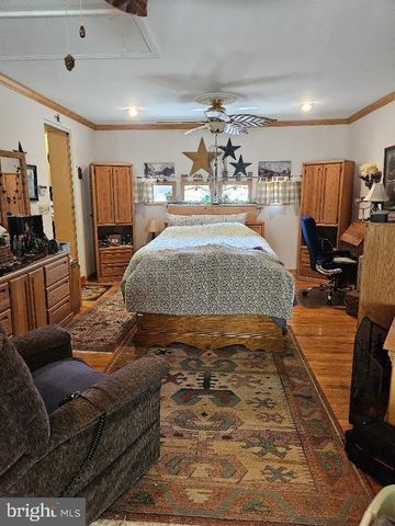 1128 W PARK AVE, Vineland, NJ 08360