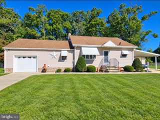 1128 W PARK AVE, Vineland, NJ 08360