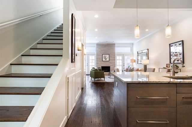 4015 Holland Avenue 106, Dallas, TX 75219