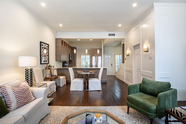 4015 Holland Avenue 106, Dallas, TX 75219