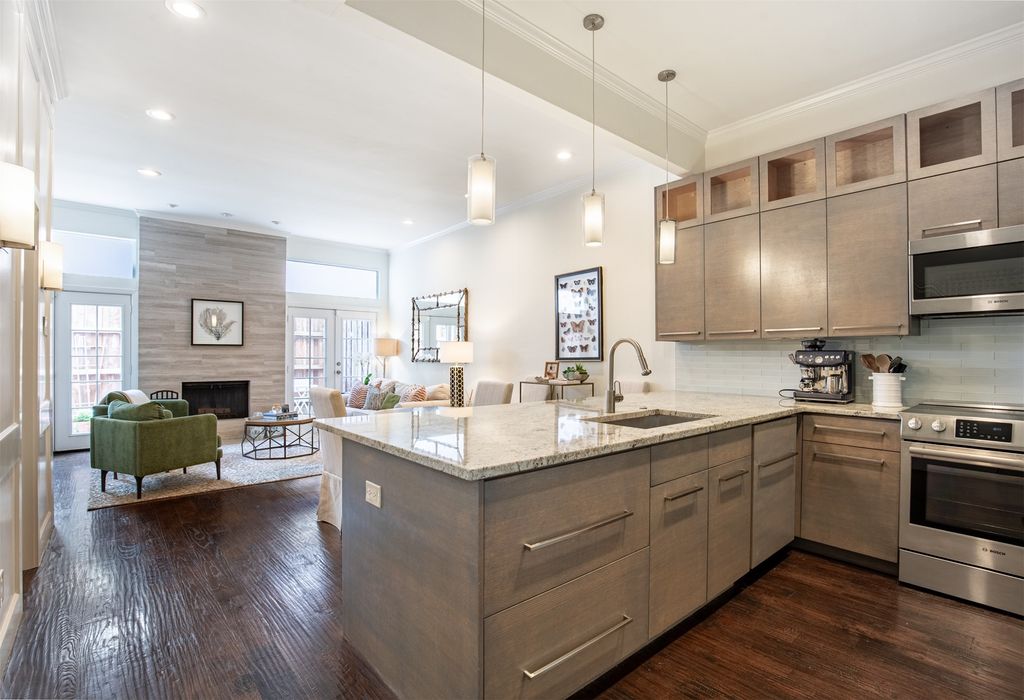 4015 Holland Avenue 106, Dallas, TX 75219