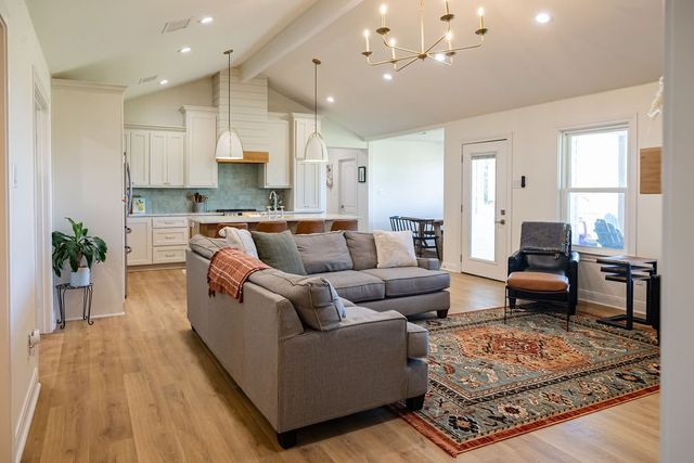 1132 Old Crawford Road, Crawford, TX 76638