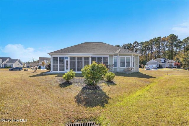 684 Marbella Court NW, Calabash, NC 28467