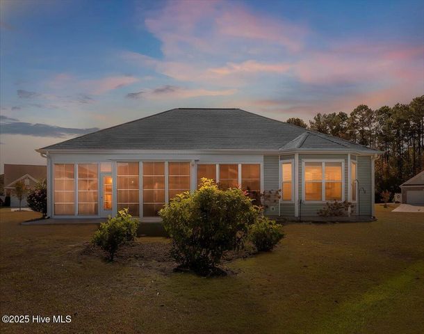 684 Marbella Court NW, Calabash, NC 28467