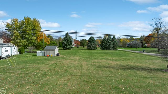 9844 Pine Knob Road, Clarkston, MI 48348