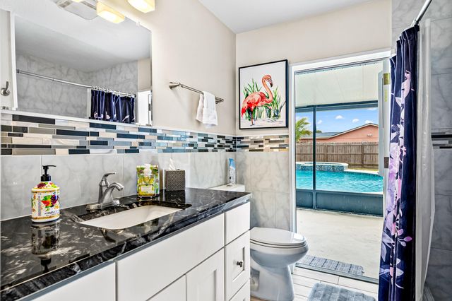 297 Harvey Avenue NE, Palm Bay, FL 32907